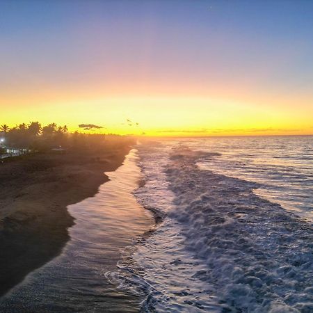 Hotel Cafe Del Sol Monterrico Kültér fotó