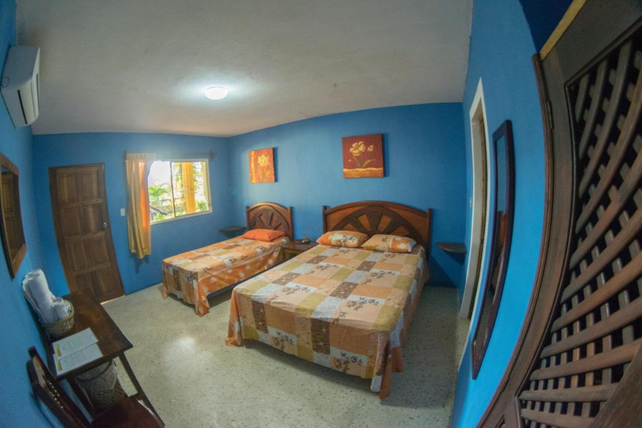 Hotel Cafe Del Sol Monterrico Kültér fotó