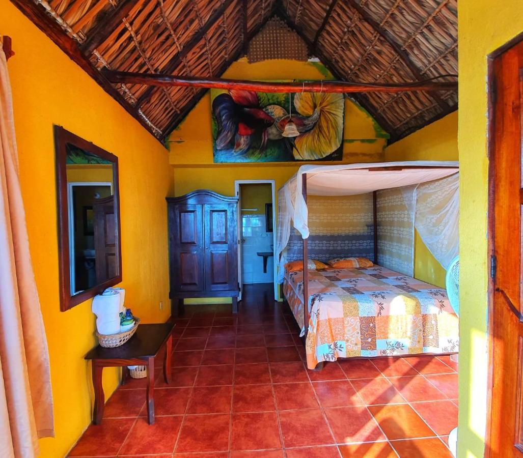 Hotel Cafe Del Sol Monterrico Kültér fotó