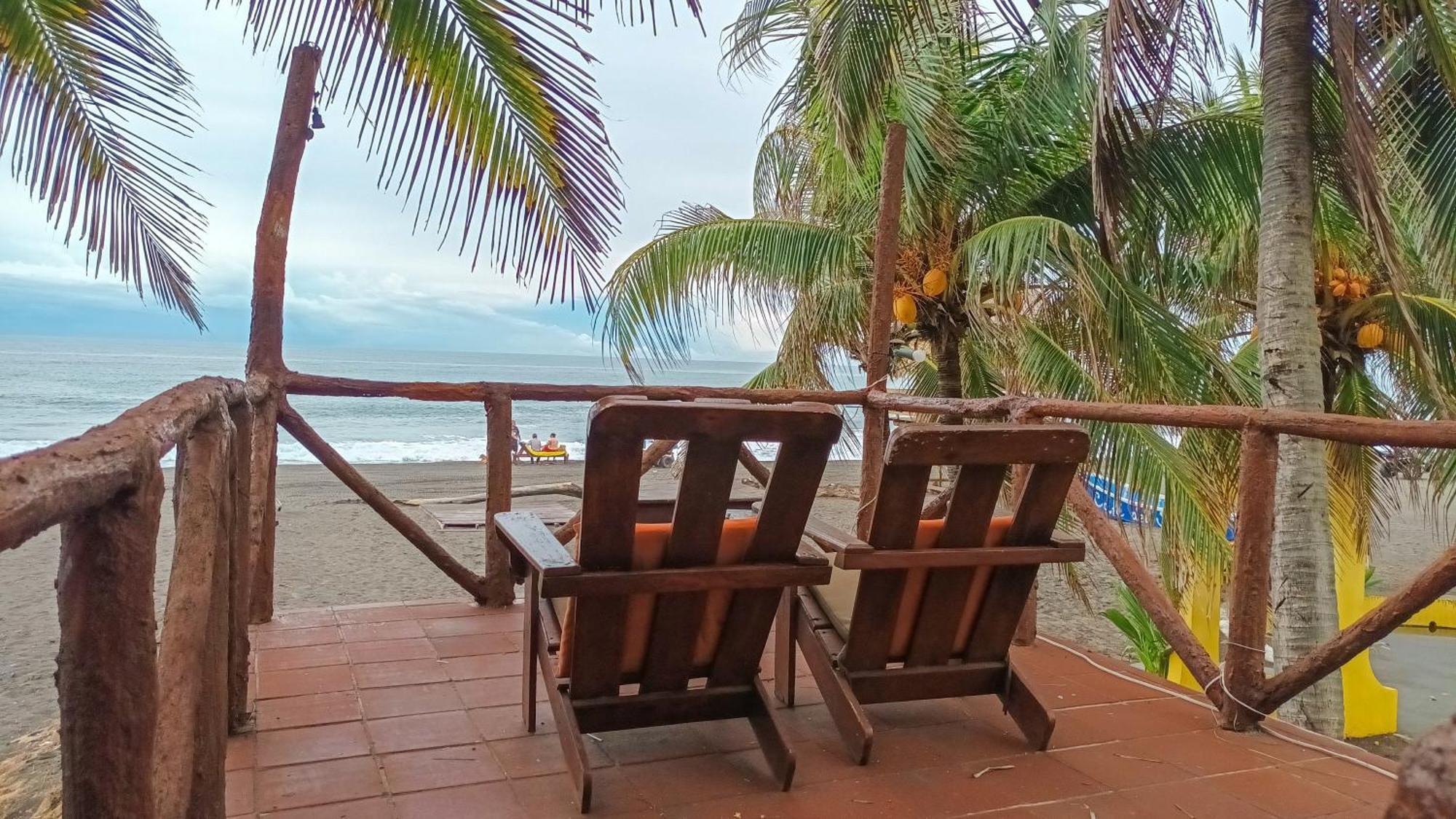 Hotel Cafe Del Sol Monterrico Kültér fotó