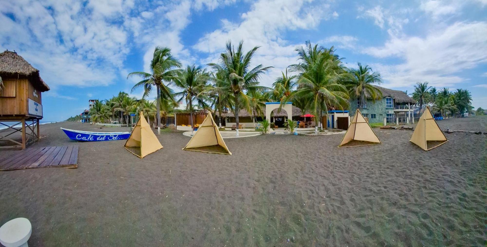 Hotel Cafe Del Sol Monterrico Kültér fotó