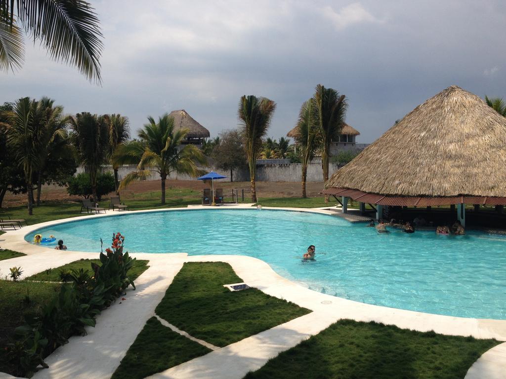 Hotel Cafe Del Sol Monterrico Kültér fotó