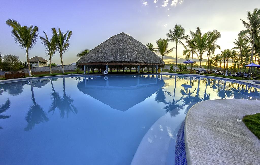 Hotel Cafe Del Sol Monterrico Kültér fotó