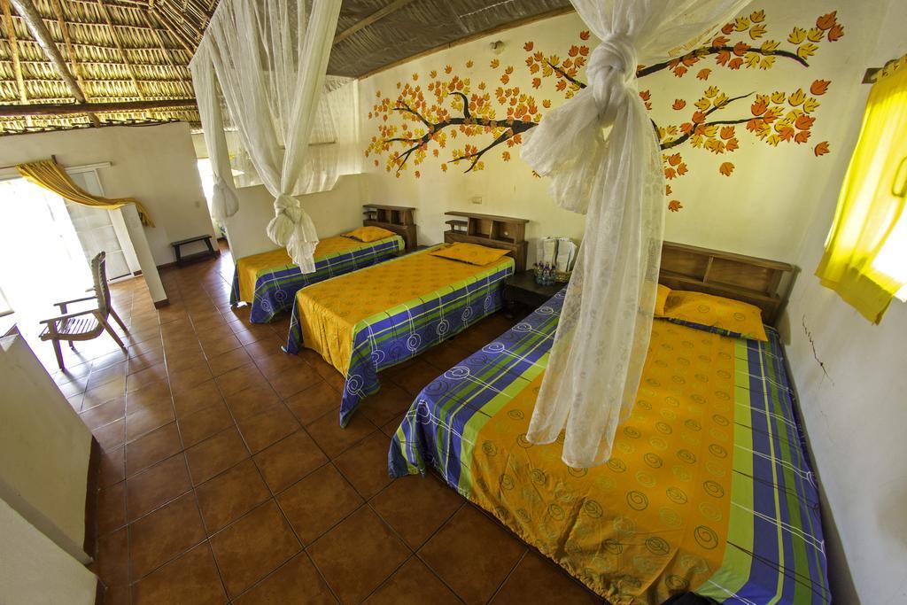 Hotel Cafe Del Sol Monterrico Kültér fotó
