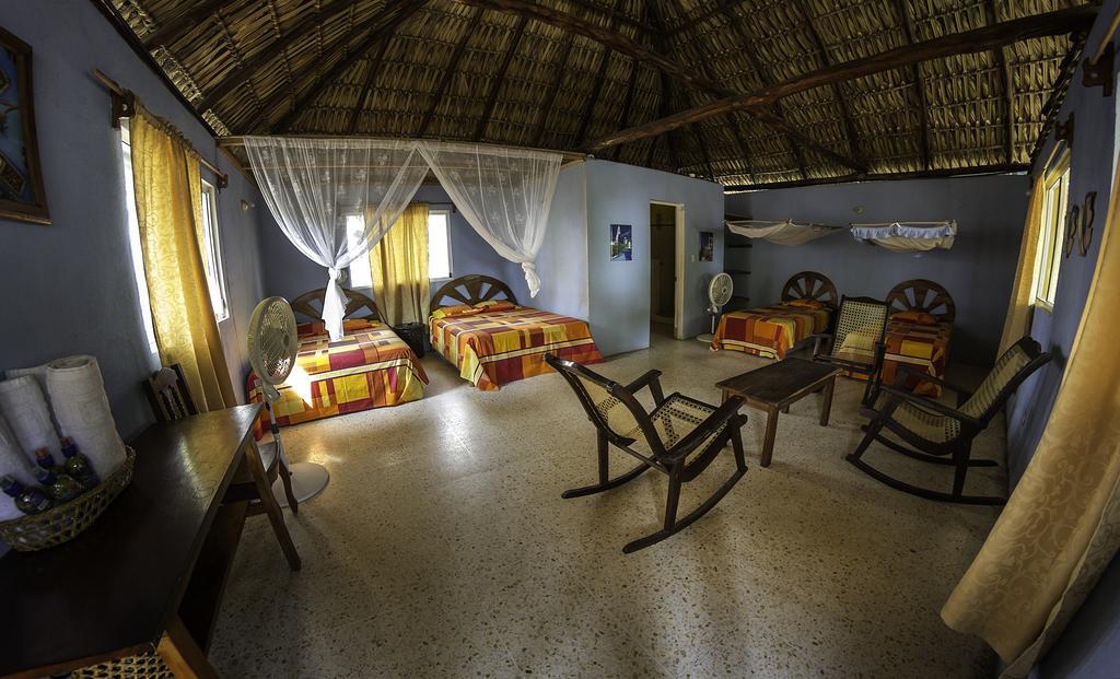 Hotel Cafe Del Sol Monterrico Kültér fotó