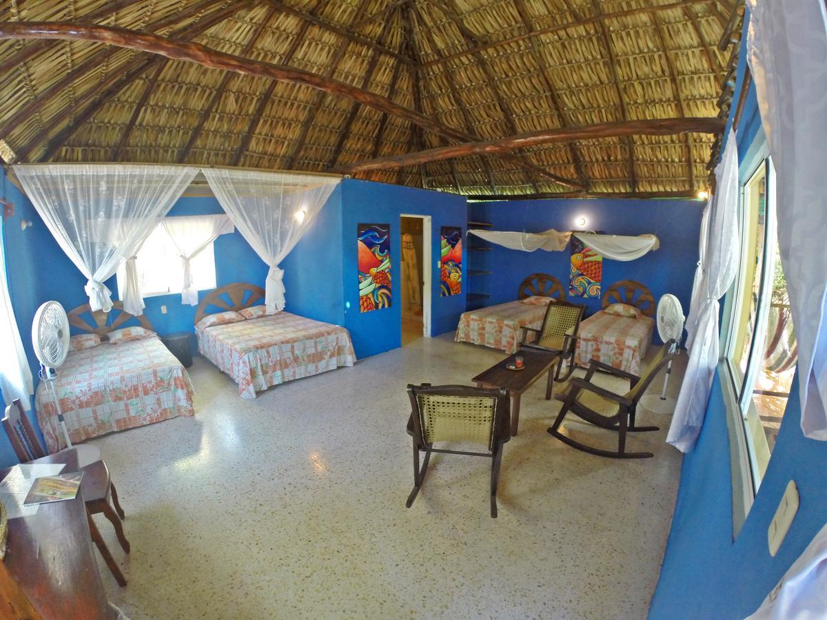 Hotel Cafe Del Sol Monterrico Kültér fotó