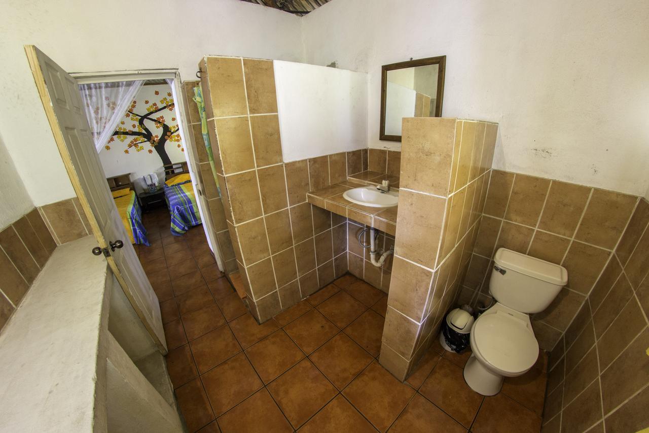 Hotel Cafe Del Sol Monterrico Kültér fotó